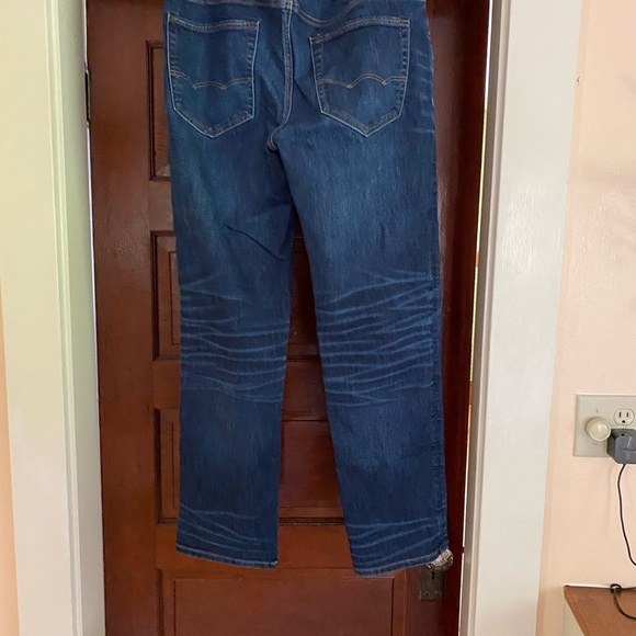 AE women’s jeans like new - Picture 1 of 2